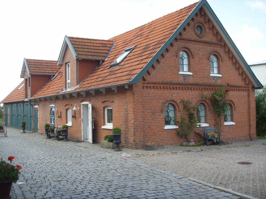 Ferienwohnungen Auf Dem Carlshof In Jork - Altes Land Exteriör bild